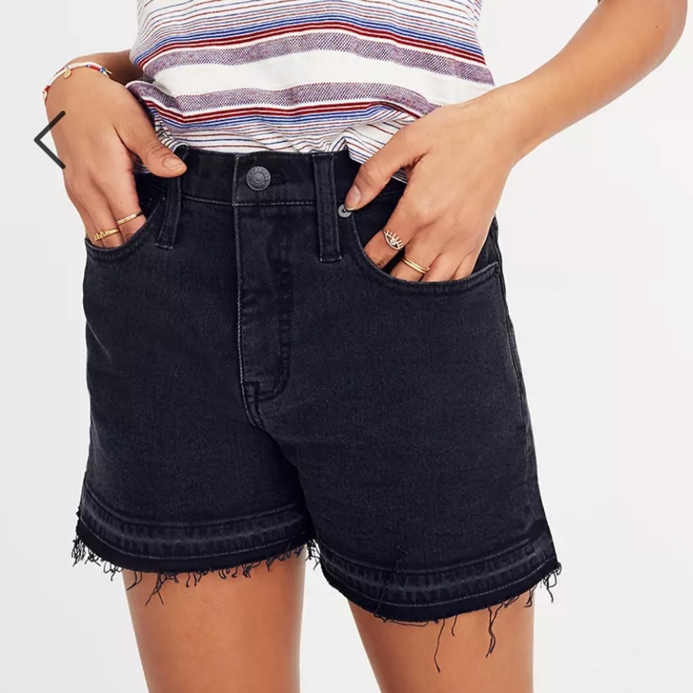 NWT - Madewell High-Rise Denim Shorts Drop Hem!